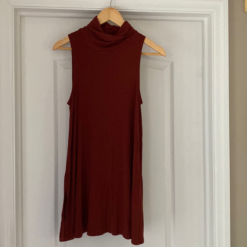 Anthropologie Size M Sleeveless Turtleneck